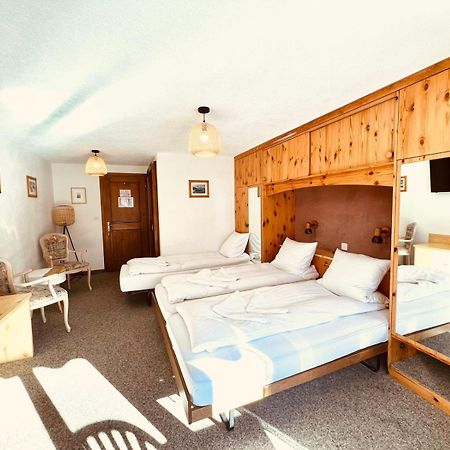 Hotel Old Jnn Klosters-Serneus Exterior foto